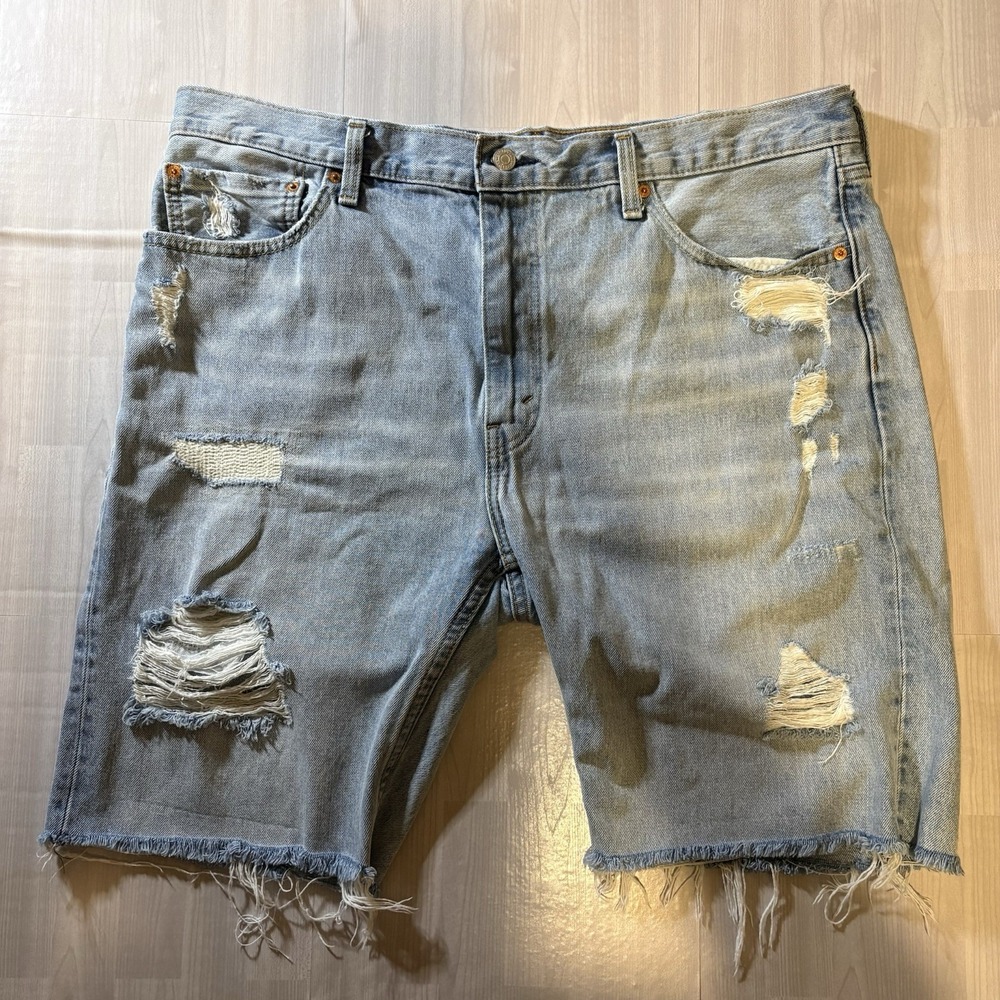 Levis 412 Shorts Men's Size 40 Light Blue Distressed Ripped Denim Raw Hem